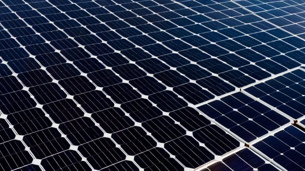 Cercetătorii de la MIT realizează un progres record în eficiența panourilor solare