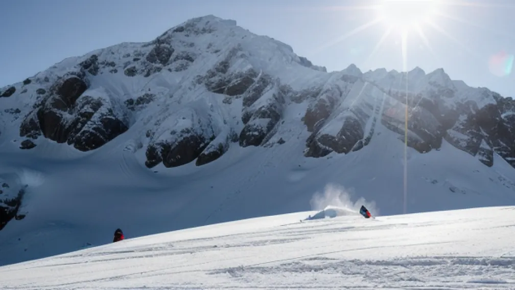 Avalanșă în Armenia: Un alpinist spaniol, prins sub zăpadă pe Muntele Aragats