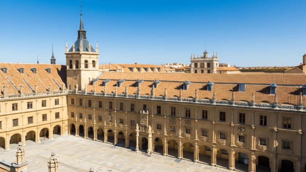 Arhivată o plângere împotriva rectorului din Salamanca