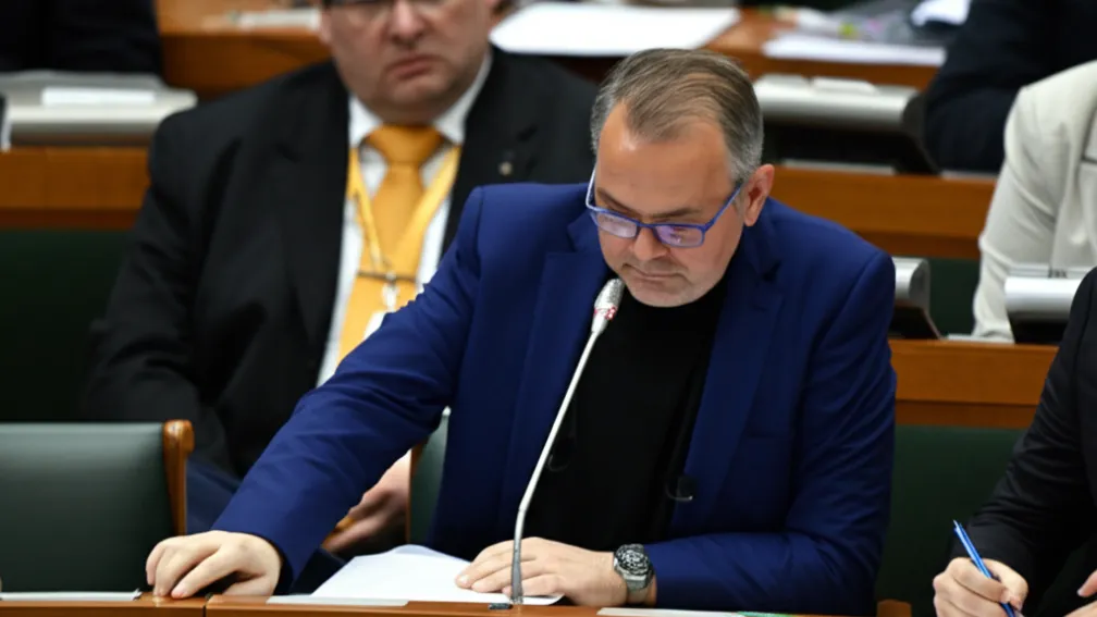 Montoro neagă extorcarea băncii andorrane care a facilitat dovezile fraudei fiscale a lui Pujol: «Mă simt vexat»