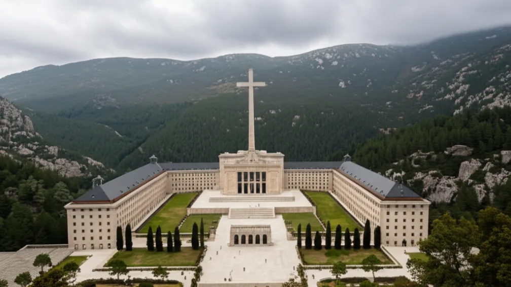 Guvernul prezintă licitația publică pentru resemnificarea Văii Cuelgamuros