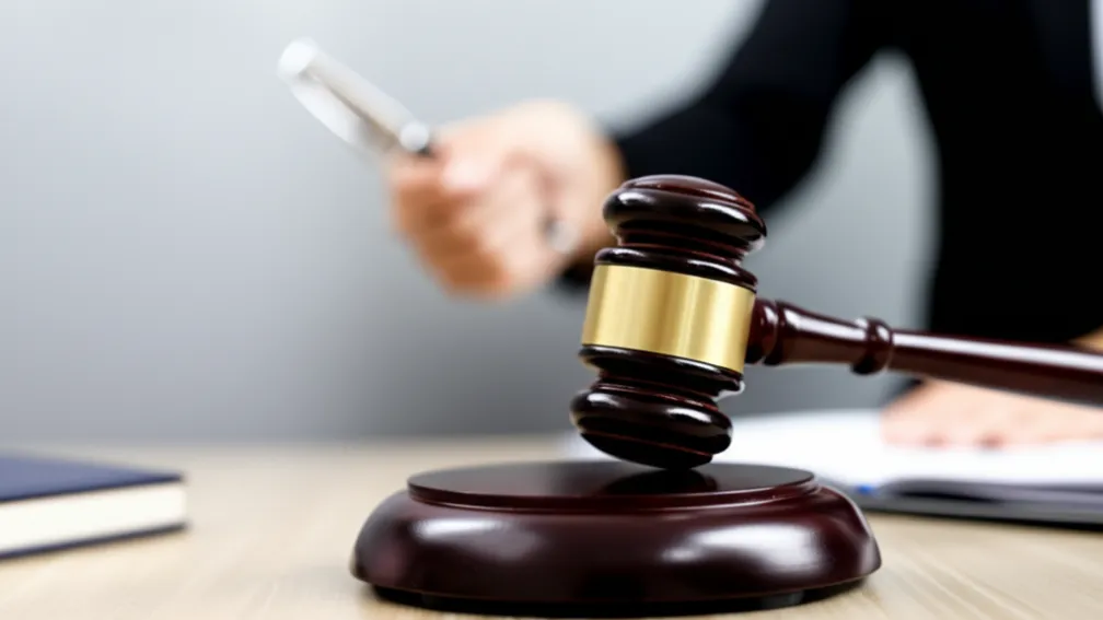 Curtea Supremă a Regatului Unit Limitează Definiția Legală a Femeii la Sexul Biologic