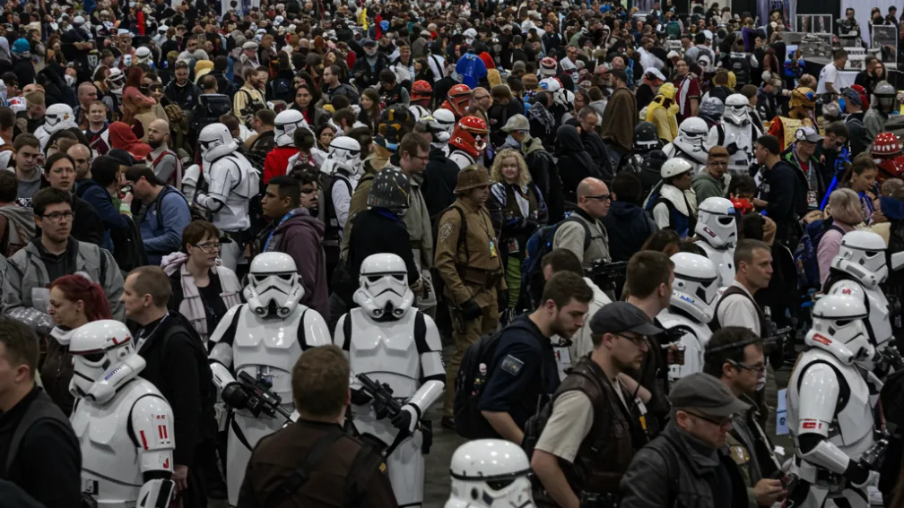 Cei 100.000 de samurai care ar da totul pentru «Star Wars», chiar și salariul