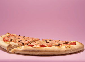 Hank's Pizza: O Felie din New York în Mexico City, Cucerind Inimile Gurmanzilor