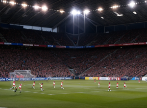 Kane face dubla și o duce pe Bayern în semifinale: Flamengo învins și duel cu PSG