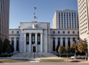 Trump critică costurile renovării Fed, Powell răspunde