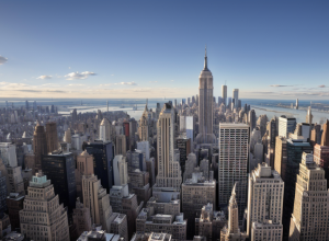 Andrew Cuomo intră în cursa pentru primăria New York-ului ca independent pentru a-l înfrunta pe progresistul Mamdani