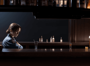 Doi morți și un rănit într-un schimb de focuri într-un bar din Sevilla