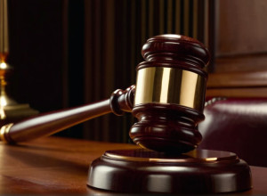 Negocieri Cruciale: Vox Presionează PP pentru un Candidat Rapid în Valencia