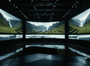 John Akomfrah: "Oamenii sunt nefericiți și dau vina pe imigranți"