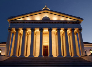 Carles Puigdemont solicită Curții Constituționale ridicarea ordinului de arestare