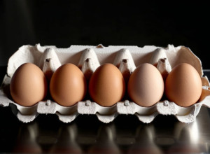 Gripa aviară golește rafturile supermarketurilor spaniole de ouă de la găini crescute liber