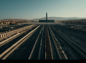 „Pluribus”: Seria SF care explorează individualitatea într-o lume unificată