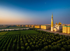 Bine ați venit la București!