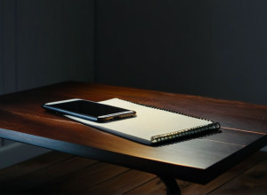 Cum smartphone-urile ucid creativitatea: De ce plictiseala este esențială pentru evoluție