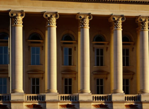 Mișcările Ultracatolicilor Preluă Controlul Școlilor Parohiale din Barcelona: Temeri de o Schimbare Conservatoare