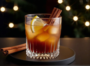 Cocktailuri de Crăciun: De la panettone la scorțișoară, noi arome pentru sărbători