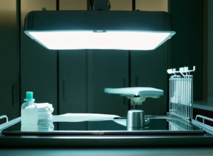 Anestezist eliberat sub cauțiune după decesul unei fetițe de 6 ani în urma unei proceduri dentare