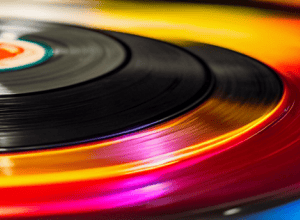 Top 50 Albume Spaniole: O Călătorie Muzicală Post-Franco