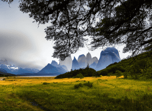Pe bicicletă prin Patagonia: Across Andes
