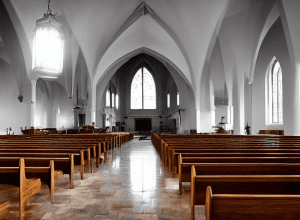 Biserica spaniolă: studiază revizuirea despăgubirilor