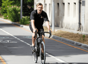 Declinul ciclismului în Spania: Infrastructura inadecvată și lipsa siguranței descurajează utilizarea bicicletelor
