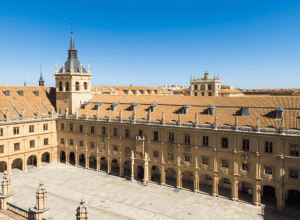 Arhivată o plângere împotriva rectorului din Salamanca