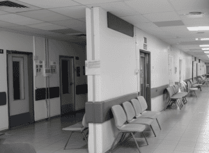 Criza în Sănătate: 72% din Centrele Medicale din Madrid, Fără Medici Suficienți