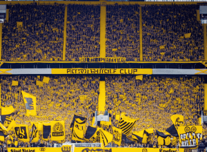 «Barcelona lui Flick are un obiectiv: să reducă la tăcere Zidul Galben al Borussiei Dortmund, tribuna în care nimeni nu stă jos și toți cântă»