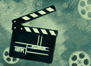 «Un funeral de locos»: Arta de a imita filme și rezultatul e doar parțial reușit