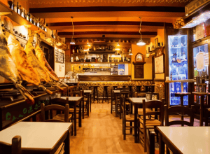 Casa Rafael, taverna unde mănânci pește bun la prețuri accesibile în Cádiz
