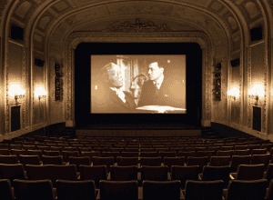 Să lăsăm în pace publicul de la «Cine de barrio»