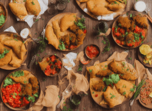 Marca galiciană care cucerește cu zorza, cachopo și empanadas fără carne