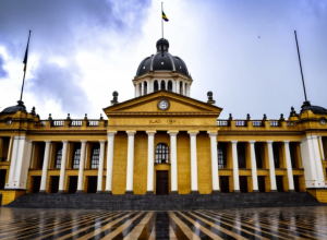 Holocaustul de la Palatul de Justiție din Columbia: 40 de ani de răni deschise