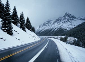 Opt comunități spaniole sub alertă de ninsoare intensă pe autostrăzi