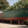 Un vas de marfă eşuează în grădina unei case din Norvegia: "A fost complet absurd"