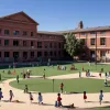 Curțile și bibliotecile școlilor publice din Madrid se vor deschide după-amiaza