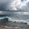 Alerta în Mexic: Furtuna tropicală "Alvin" se apropie, marcând începutul sezonului de uragane 2025