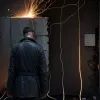 Un electrician suferă arsuri grave după explozia unui tablou electric în Madrid