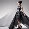 12 ore pe zi timp de două săptămâni: cine a făcut (și cum) rochia Melodiei pentru Eurovision