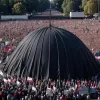 VOX vrea să revoce statutul legal a peste un milion de imigranți din Spania
