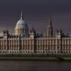 Scandal la Reform UK: Demisia șefului partidului după dezbaterile privind burqa
