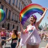 Primarul Barcelonei participă la Marșul LGBT de la Budapesta în semn de protest față de Orbán