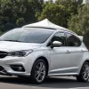 Parasolar pentru mașină: Inovația care te scapă de caniculă