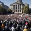 Socialismul și Democrația: De ce Apărarea Valorilor Fundamentale este Cheia Viitorului