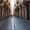 Disparități majore de venituri la Barcelona: Diferențe de peste 30.000 de euro între cartiere