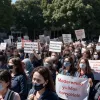 Sheinbaum aprobă reducerea vârstei de pensionare a profesorilor, în ciuda disensiunilor cu CNTE