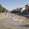Guvernul din Valencia organizează un tur pentru reprezentanții internaționali ignorând „zona zero” după inundații