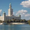 Trump vizitează "Alligator Alcatraz": Noul centru de detenție pentru migranți din Florida stârnește controverse