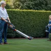 Bosch prezintă: Cel mai bun foarfece electric pentru grădina perfectă